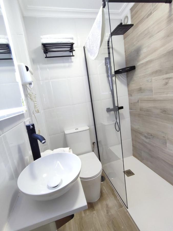 Hostal Lucy Santander Extérieur photo