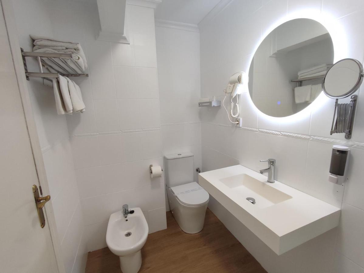 Hostal Lucy Santander Extérieur photo