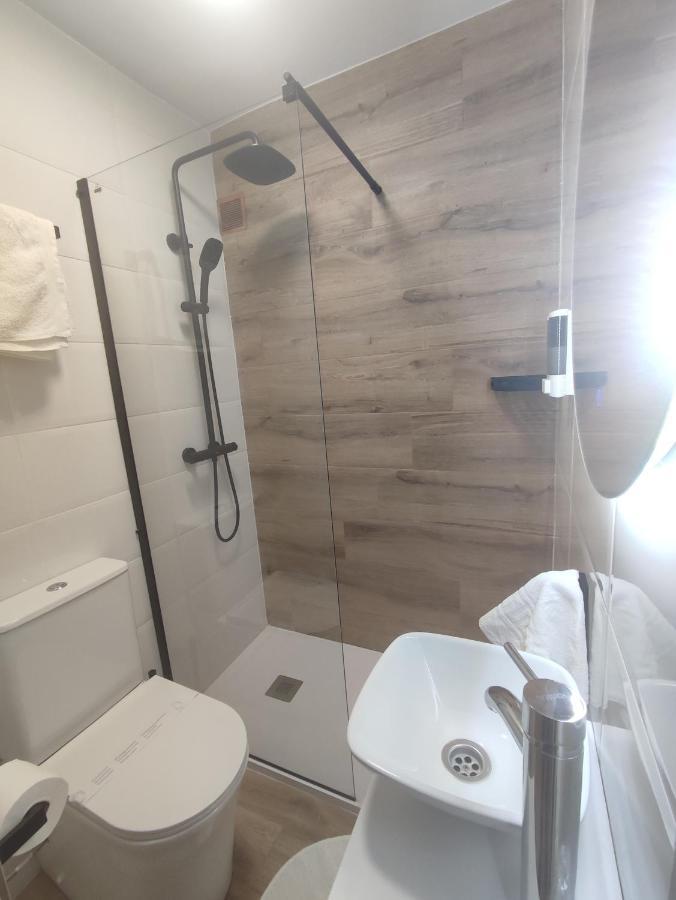 Hostal Lucy Santander Extérieur photo